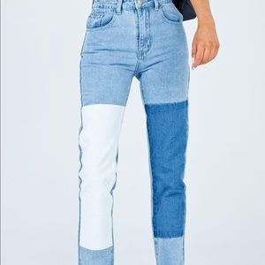 Princess Polly Patched Mom Jeans❤️